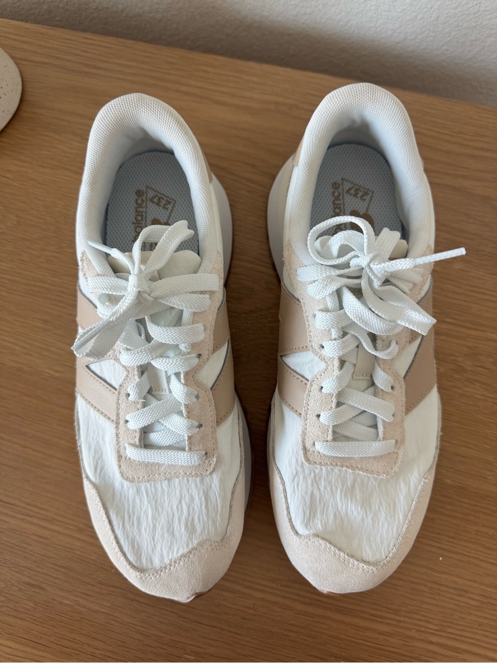 New Balance 237 Sneaker - Women's Size 8.5 - Picture 3 of 9